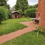 Holiday home Nordsee-1 Vollerwiek